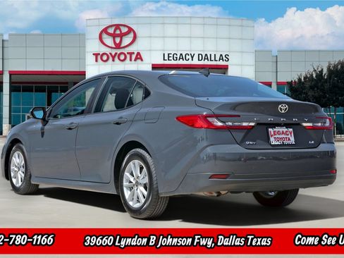 Used 2025 Toyota Camry LE FWD image 8
