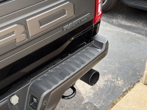 Used 2023 Ford F150 Raptor w/ Raptor Carbon Fiber Package AWD/4WD image 12