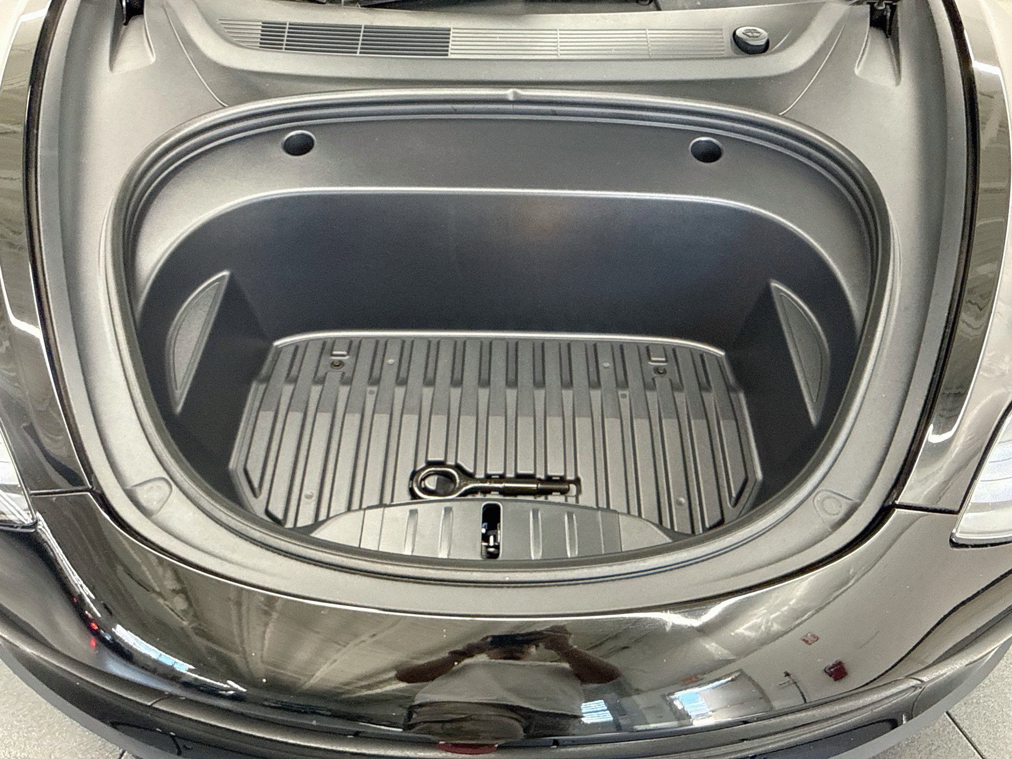 Used 2023 Tesla Model 3 Standard Range RWD image 33