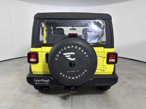 Used 2023 Jeep Wrangler Sport image 6