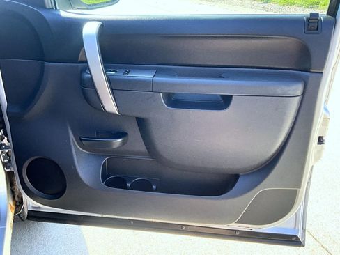 Used 2012 Chevrolet Silverado 1500 LT AWD/4WD image 18