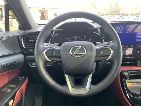 Used 2025 Lexus NX 300h AWD w/ Accessory Package (2T) image 18