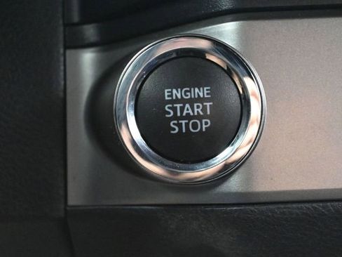 Used 2021 Toyota Tacoma Limited RWD image 24