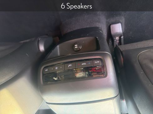 Used 2024 Hyundai Palisade SEL image 8