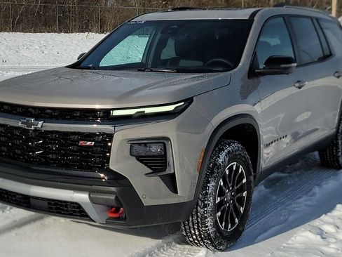 New 2026 Chevrolet Traverse Z71 image 3