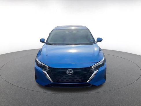 Used 2025 Nissan Sentra SV FWD image 4
