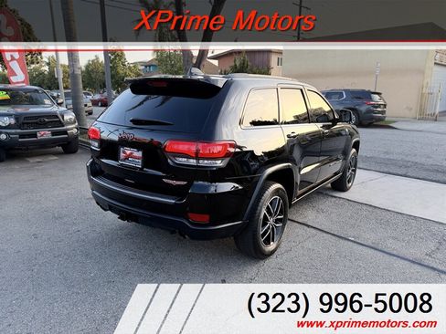 Used 2017 Jeep Grand Cherokee Trailhawk AWD/4WD image 7