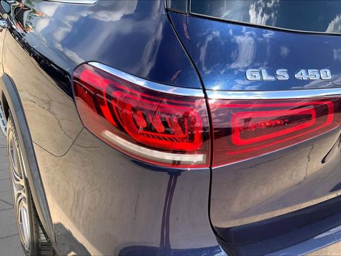 Used 2020 Mercedes-Benz GLS 450 4MATIC image 28