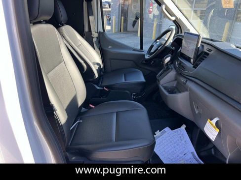 New 2026 Ford Transit 250 148 Medium Roof w/ Load Area Protection Package image 14