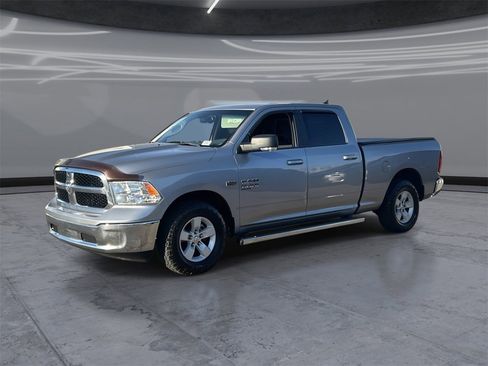 Used 2020 RAM 1500 Classic SLT w/ Luxury Group image 1