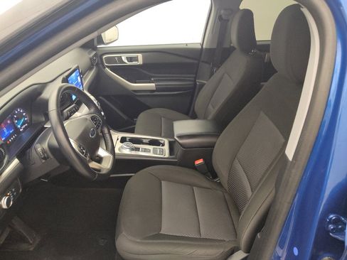 Used 2022 Ford Explorer XLT RWD image 17