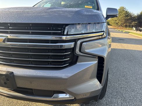 Used 2022 Chevrolet Tahoe LT w/ LT Signature Package image 6