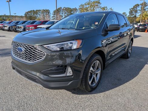 Certified 2024 Ford Edge SEL w/ Convenience Package image 9