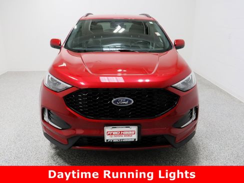 Used 2022 Ford Edge ST-Line image 3