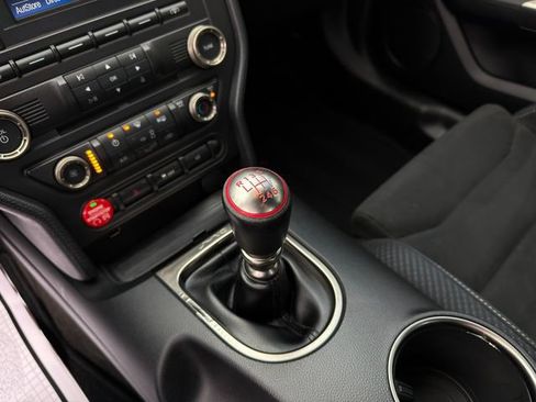 Used 2017 Ford Mustang Shelby GT350 image 23