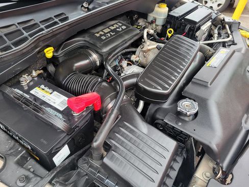 Used 2006 Dodge Durango Limited w/ Trailer Tow Group RWD image 33