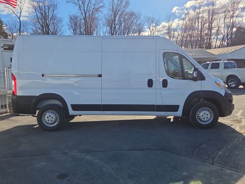 New 2026 RAM ProMaster 2500 image 3