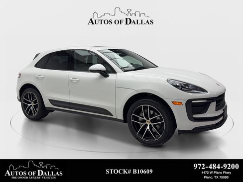 Used 2023 Porsche Macan Turbo AWD/4WD image 1