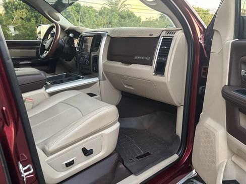 Used 2018 RAM 2500 Laramie w/ Convenience Group image 26