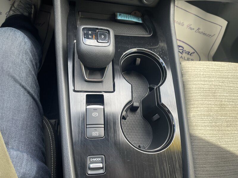 Used 2021 Nissan Rogue S FWD image 19