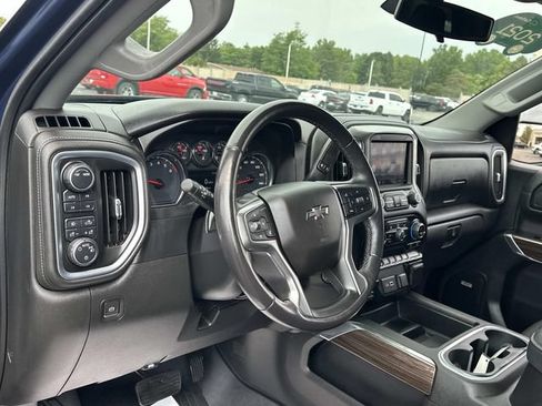 Certified 2021 Chevrolet Silverado 1500 LT Trail Boss w/ Convenience Package II AWD/4WD image 9