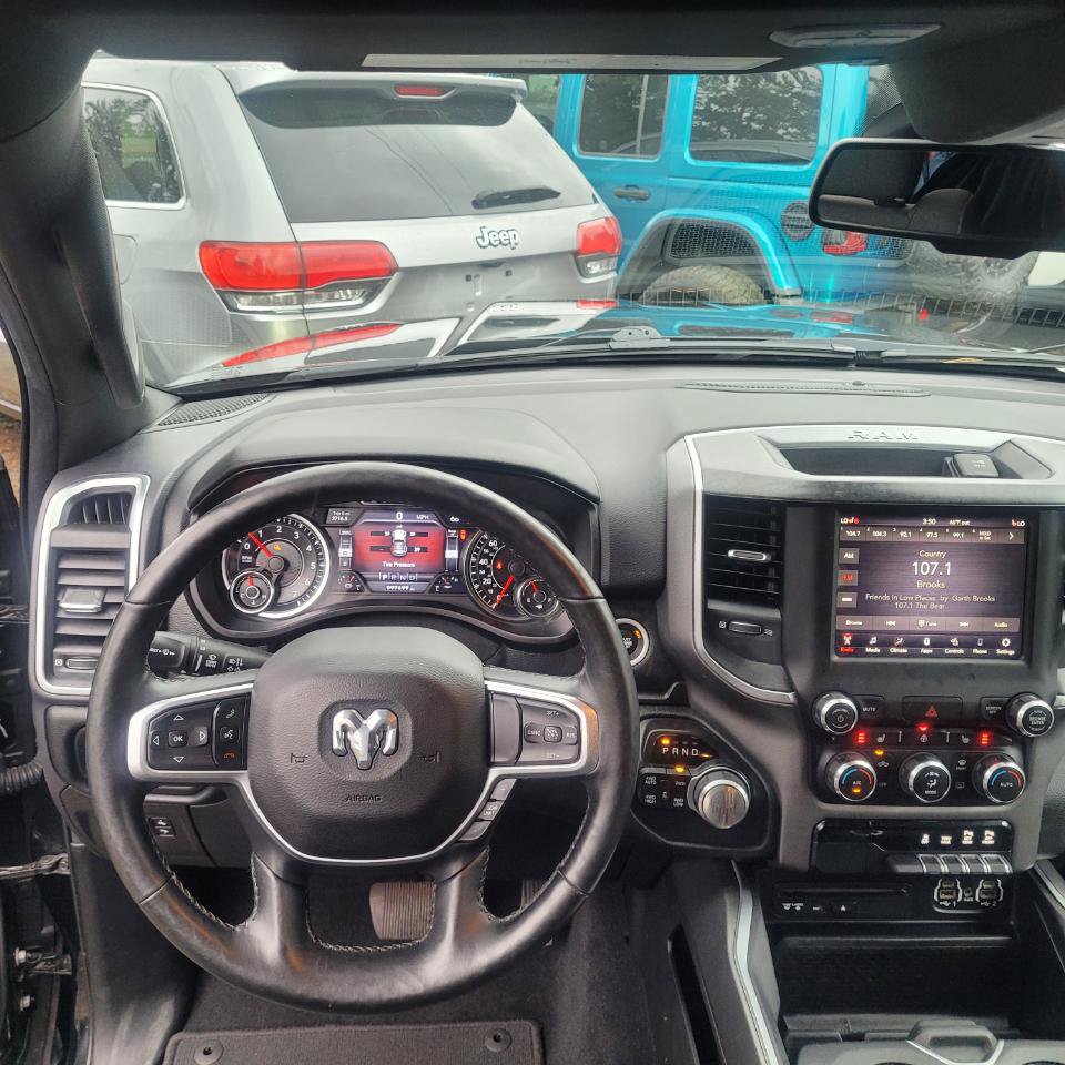 Used 2019 RAM 1500 Big Horn AWD/4WD image 14