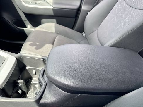 Used 2022 Toyota RAV4 XLE w/ Convenience Package AWD/4WD image 21