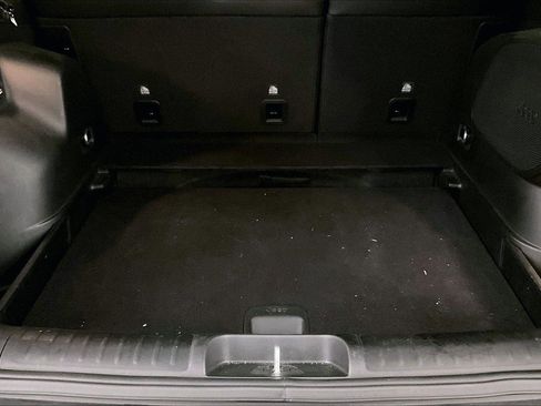 Used 2021 Jeep Cherokee Latitude Lux w/ Sun & Sound Group image 33