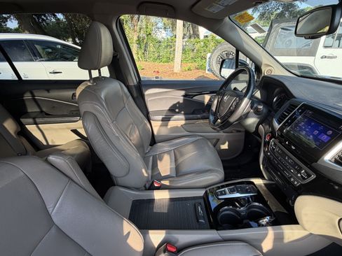 Used 2016 Honda Pilot Touring image 47