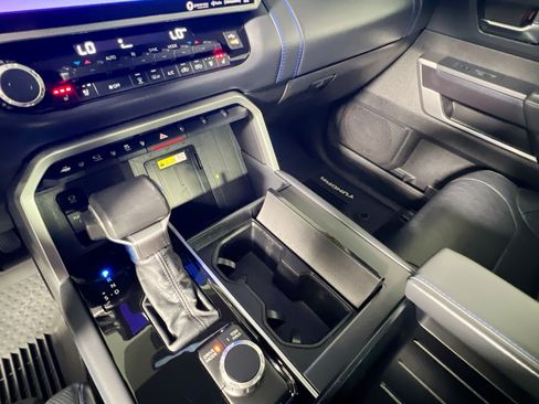 Used 2022 Toyota Tundra Platinum RWD image 25