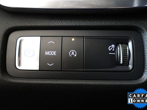 Used 2025 GMC Acadia Elevation image 33