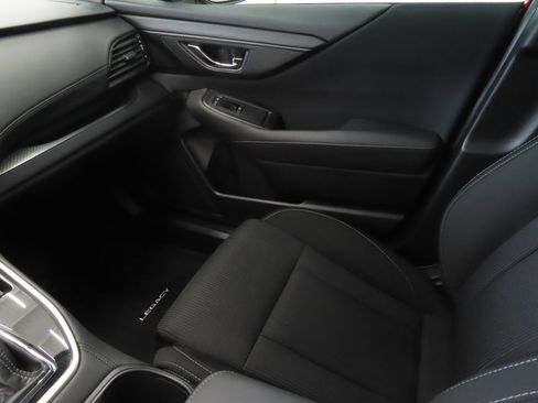 Used 2025 Subaru Legacy Premium AWD/4WD image 19