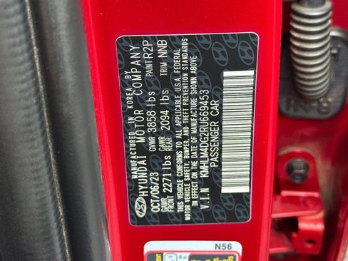 Certified 2024 Hyundai Elantra SEL image 24