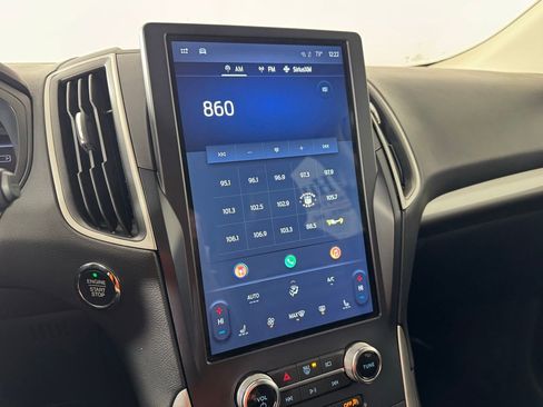 Used 2023 Ford Edge SEL image 19