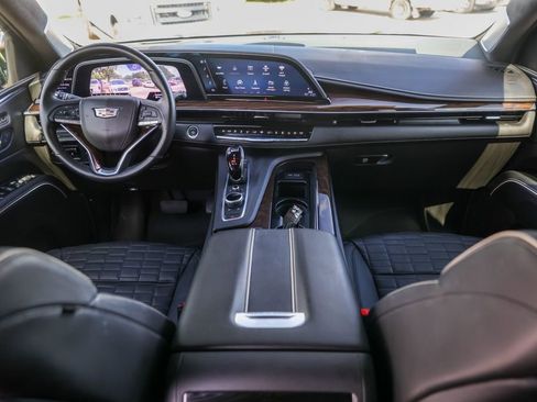 Used 2023 Cadillac Escalade Sport Platinum RWD image 27