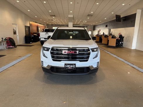 New 2026 GMC Acadia Elevation w/ Elevation Premium Package image 3