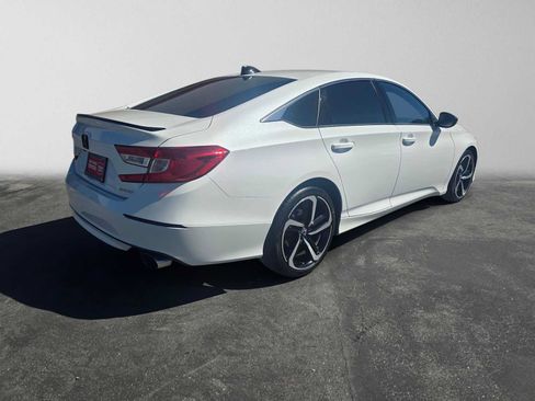 Used 2021 Honda Accord Sport image 3