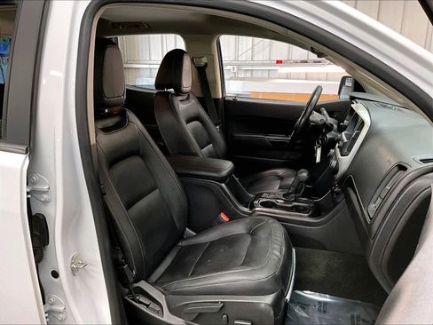 Used 2016 GMC Canyon SLT w/ Driver Alert Package image 9