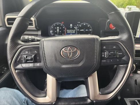 Certified 2025 Toyota 4Runner TRD Off-Road AWD/4WD image 22