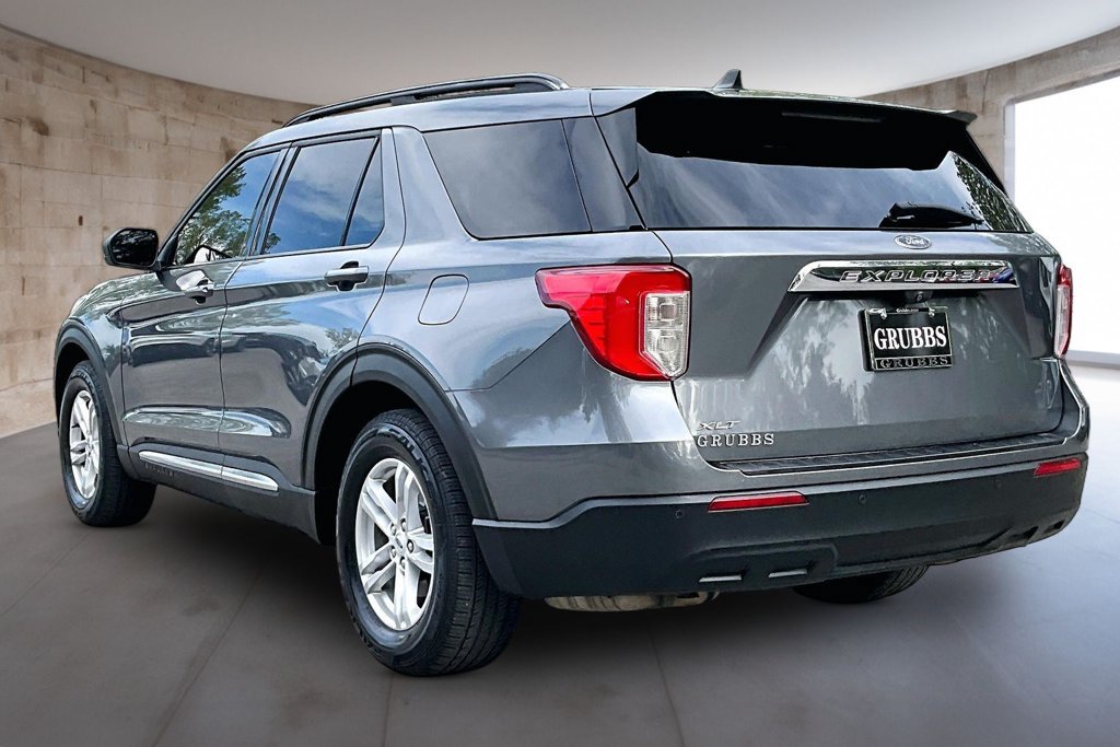 Used 2021 Ford Explorer XLT RWD image 14