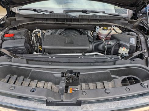 Used 2021 Chevrolet Tahoe High Country image 32