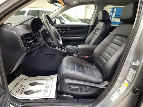 Used 2023 Honda CR-V EX-L image 10