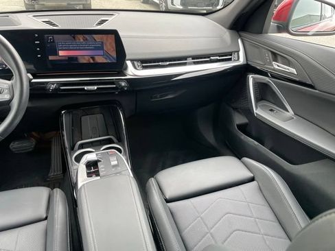 Certified 2025 BMW X2 xDrive28i AWD/4WD image 9