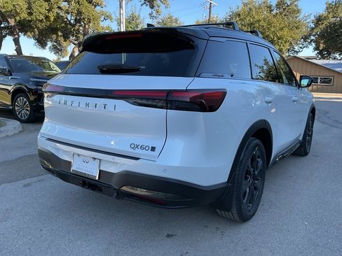New 2026 INFINITI QX60 Autograph w/ Dark Cargo Package image 3