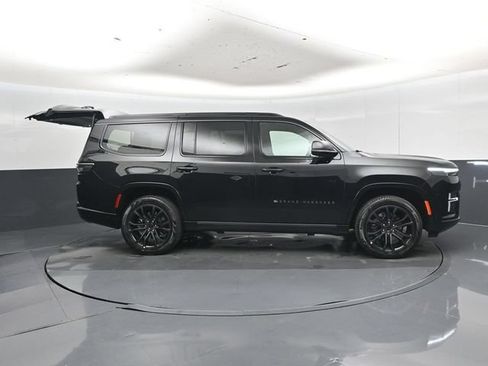 New 2026 Jeep Grand Wagoneer Summit AWD/4WD image 2
