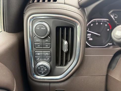 Used 2021 GMC Sierra 1500 SLT w/ SLT Premium Plus Package AWD/4WD image 43