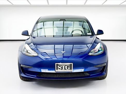 Used 2021 Tesla Model 3 Standard Range Plus RWD image 2