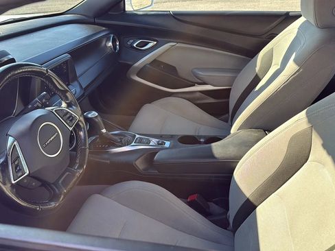 Used 2023 Chevrolet Camaro LT image 10