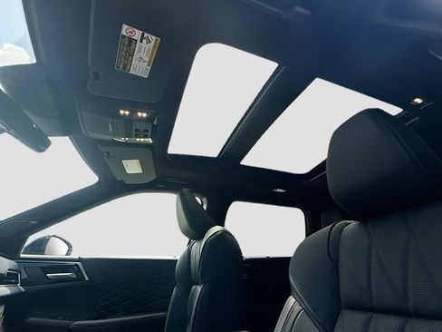 New 2026 Mitsubishi Outlander SEL FWD image 23