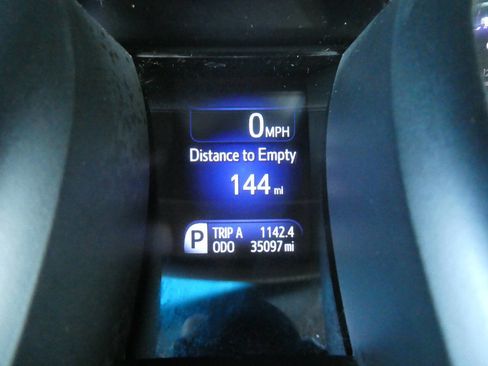 Used 2017 Toyota Avalon Limited w/ All Weather Liner Package FWD image 15